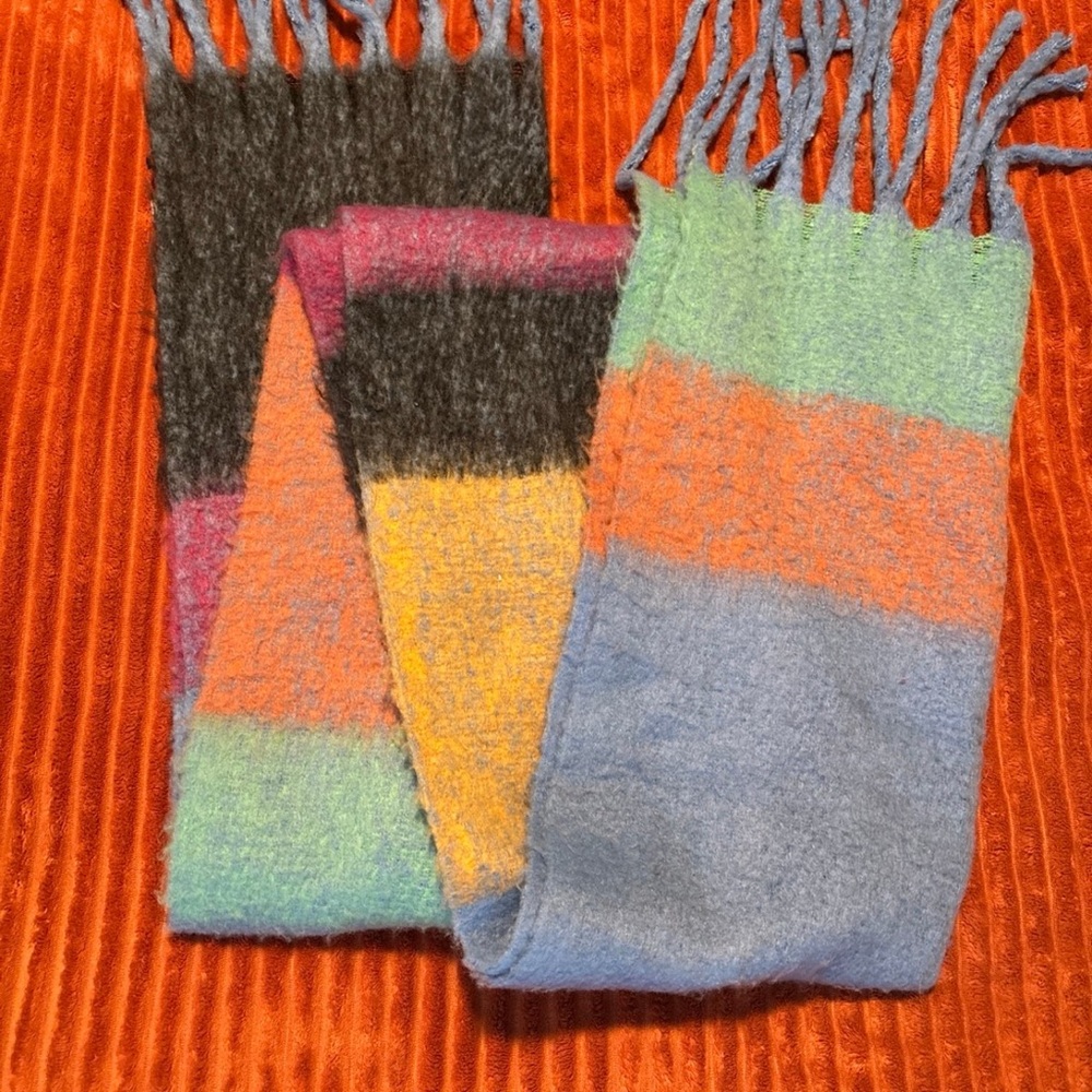 Urban Outfitters Scarf / Wrap